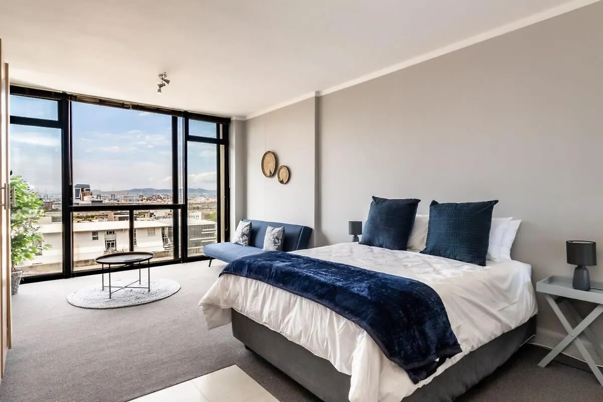 Four Seasons City Apartment 1202: Onsite Parking, Roof Top Pool & Gym Κέιπ Τάουν Νότια Αφρική